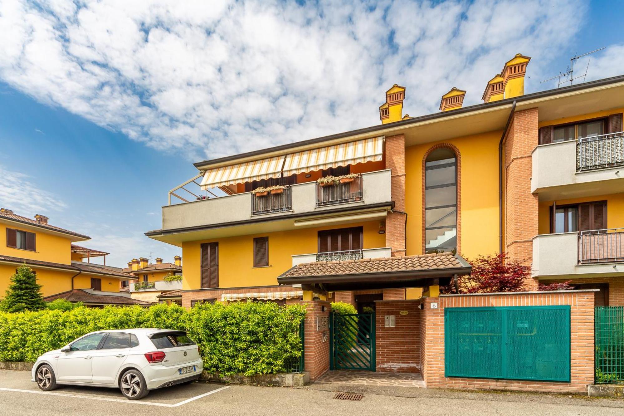 El Sol Residence - Modern House Near Milan Dresano Buitenkant foto