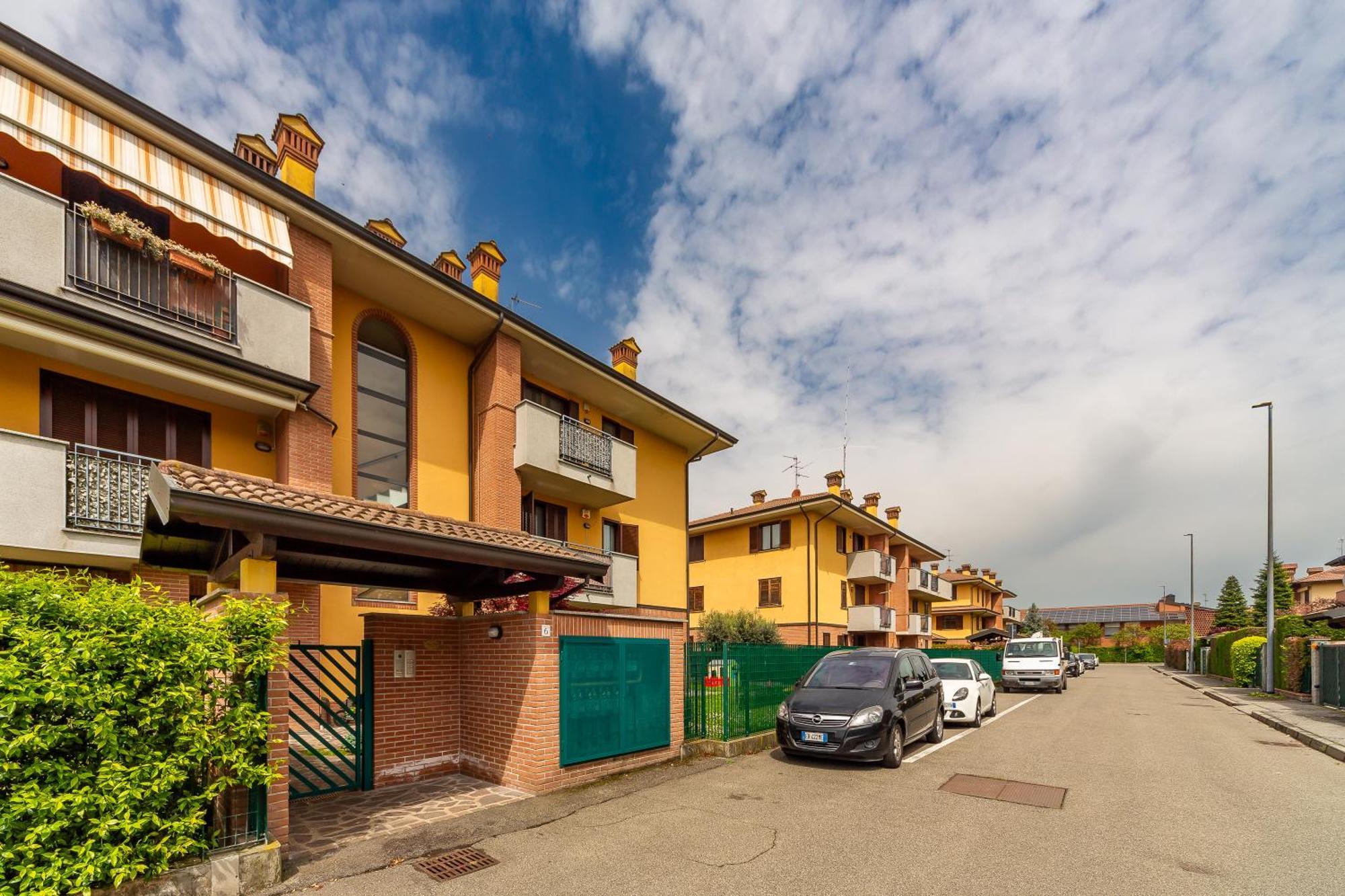 El Sol Residence - Modern House Near Milan Dresano Buitenkant foto
