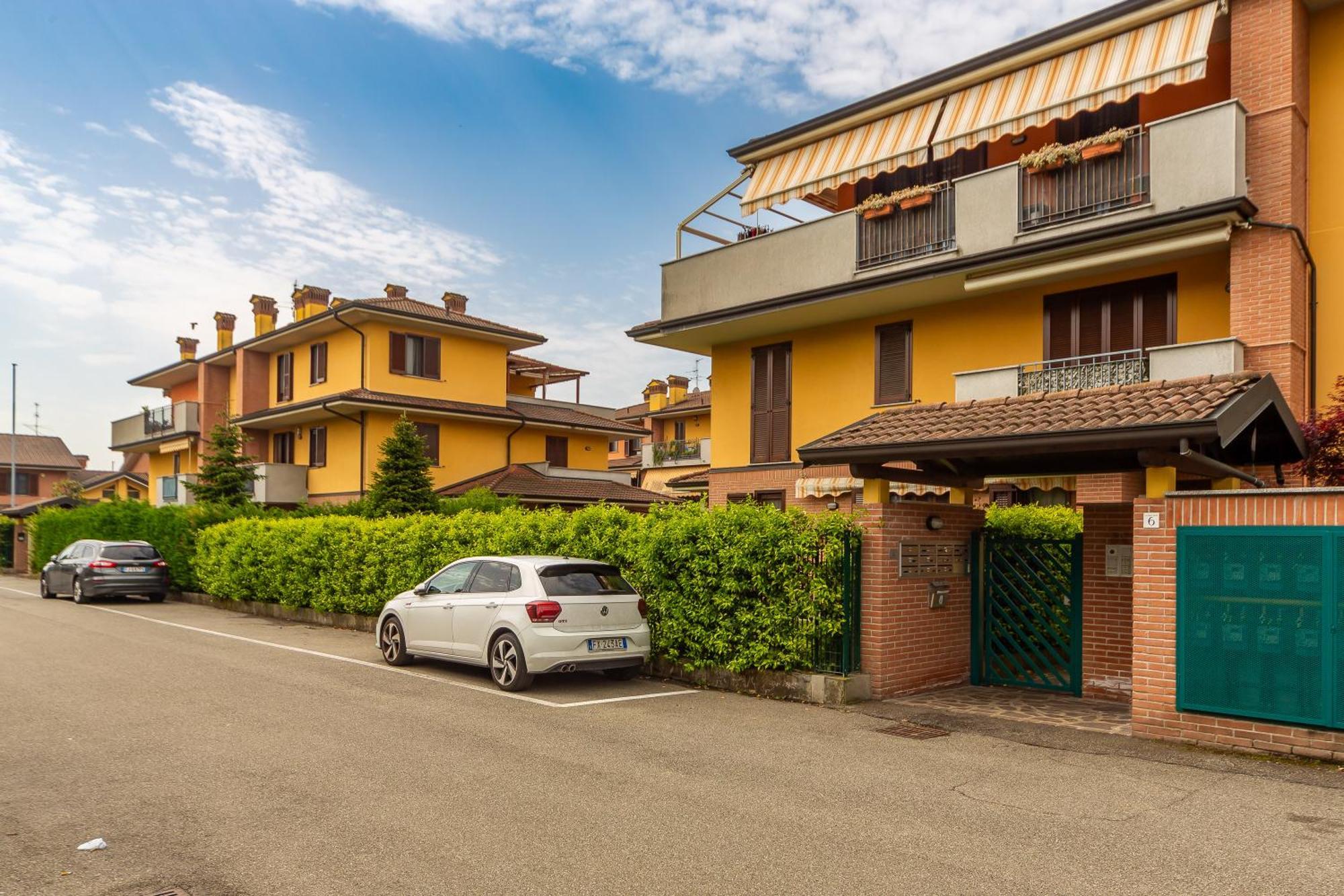El Sol Residence - Modern House Near Milan Dresano Buitenkant foto
